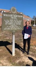 MWH Chapter historian Annelle Moore spoke about the oak leaf hydrangea at our 2nd stop